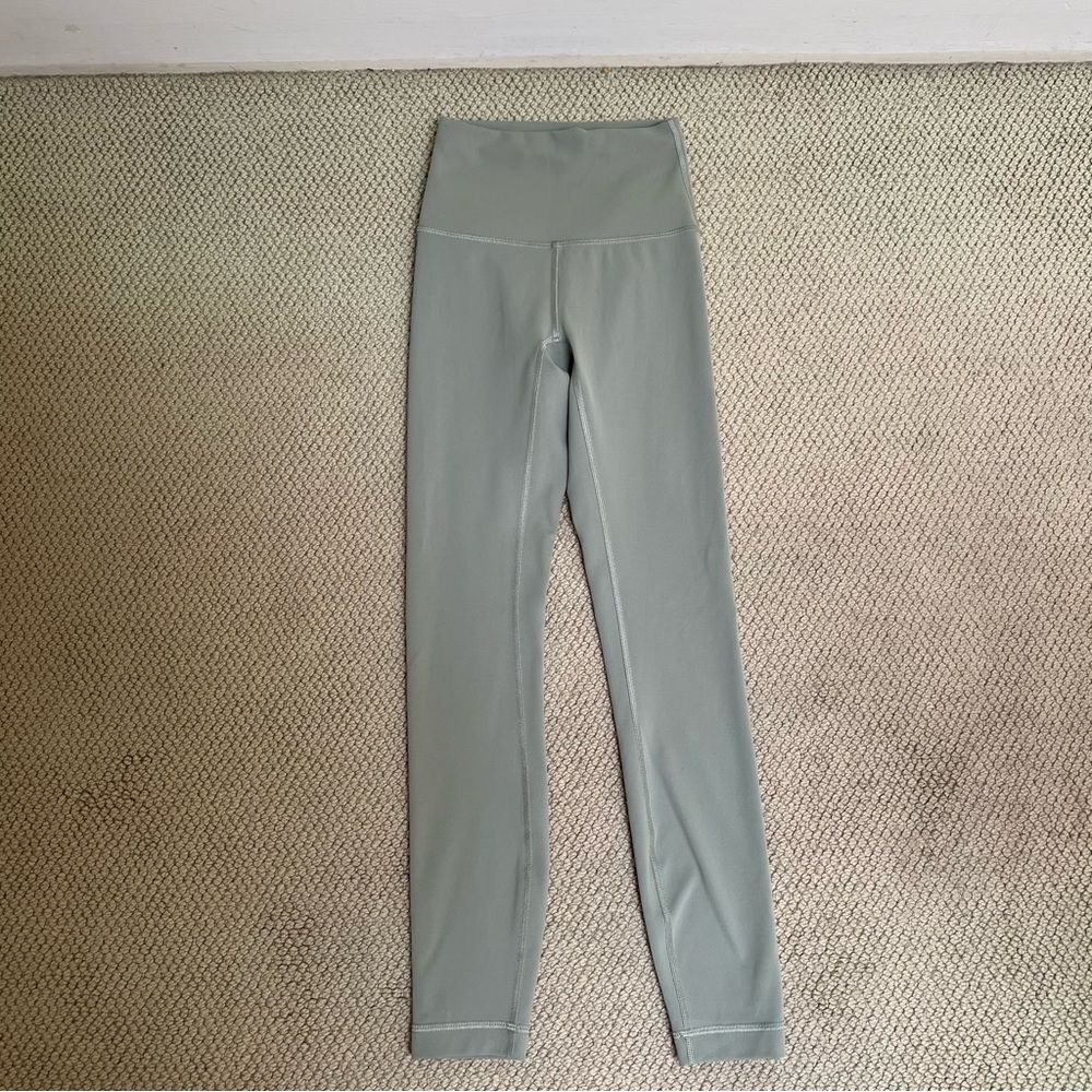 lululemon athletica Wunder Train Sage Green High-Rise Leggings Sz 0 EUC